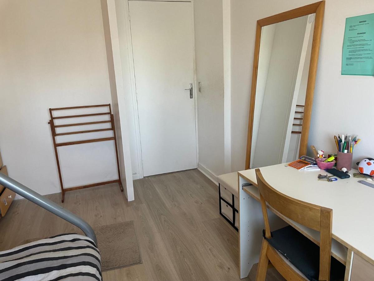 Chambres D'Hotes Dans Appartement F4 A Massy Massy  Exterior foto